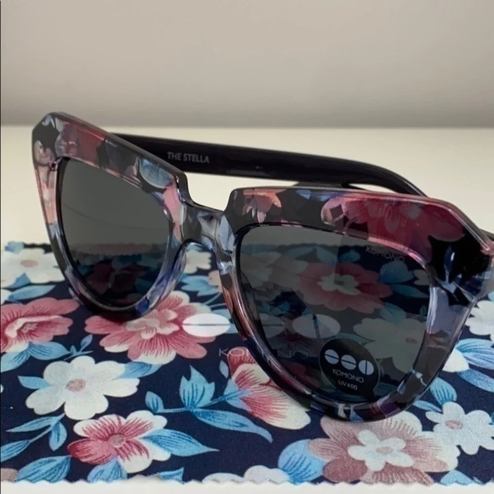 Komono New Stella Floral Sunglasses